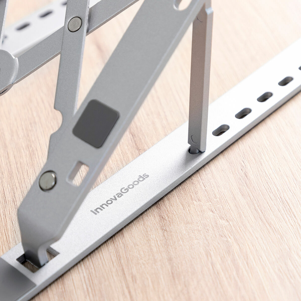 Innovagoods Folding And Adjustable Laptop Stand Flastan Innovagoods