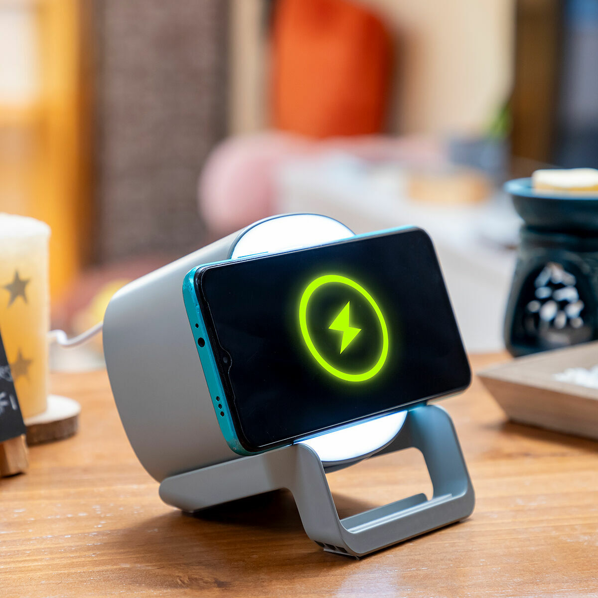 Innovagoods Wireless Speaker-Charger With Led Souwis Innovagoods