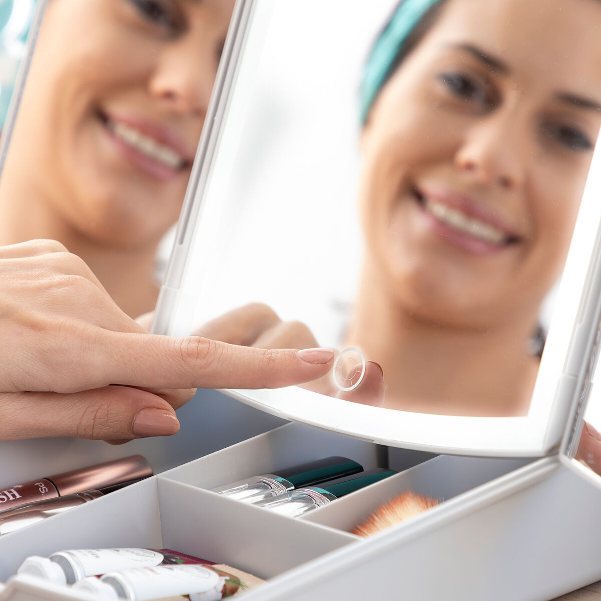 Innovagoods 3-In-1 Folding Led Mirror With Make-Up Organiser Panomir Innovagoods